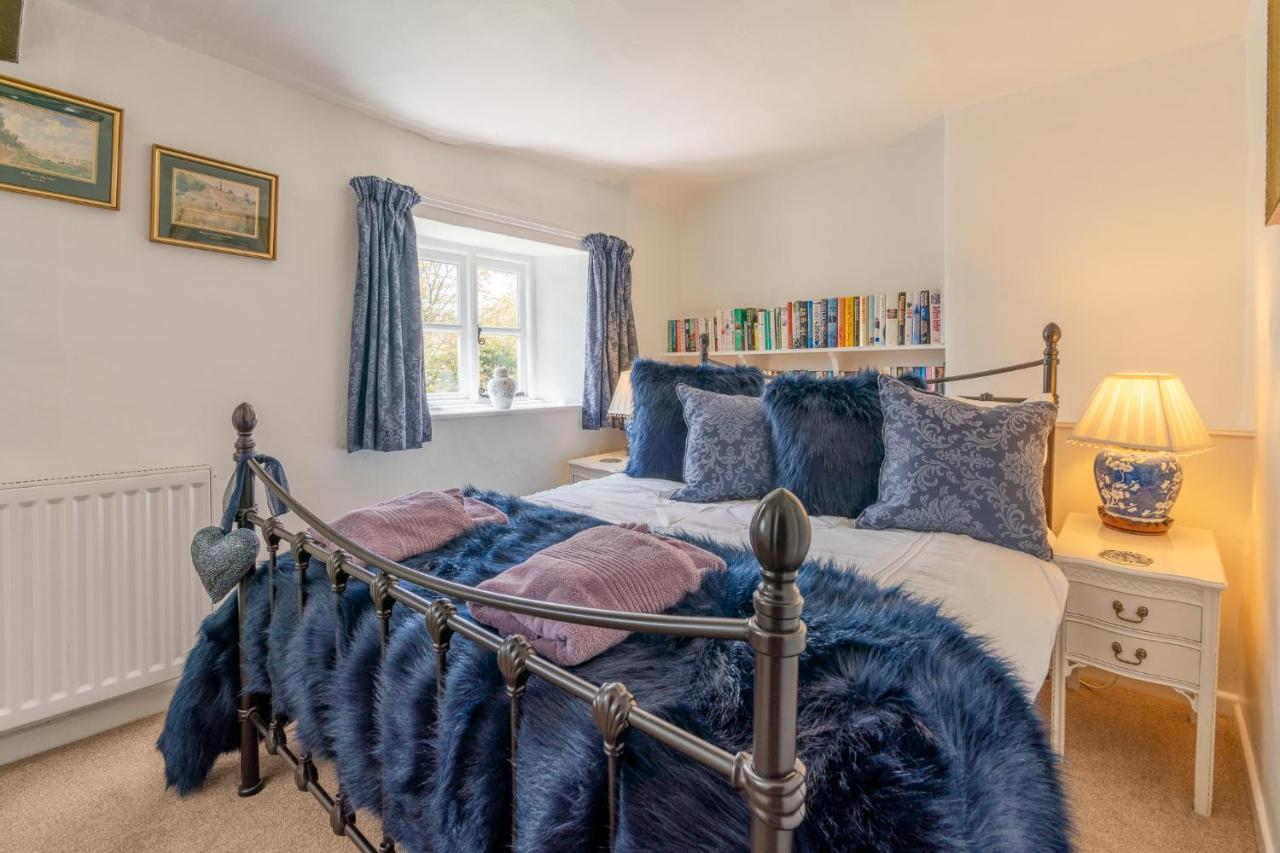 Forsythia Cottage Bourton-on-the-Water Bagian luar foto