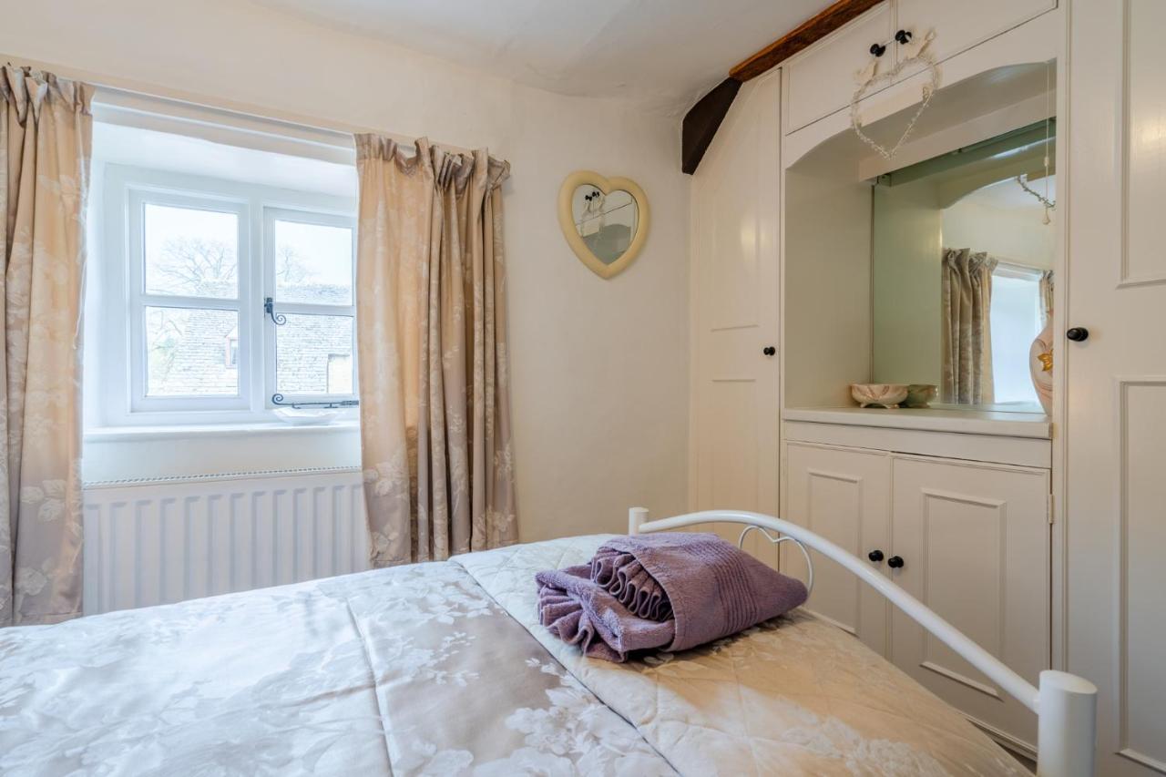 Forsythia Cottage Bourton-on-the-Water Bagian luar foto