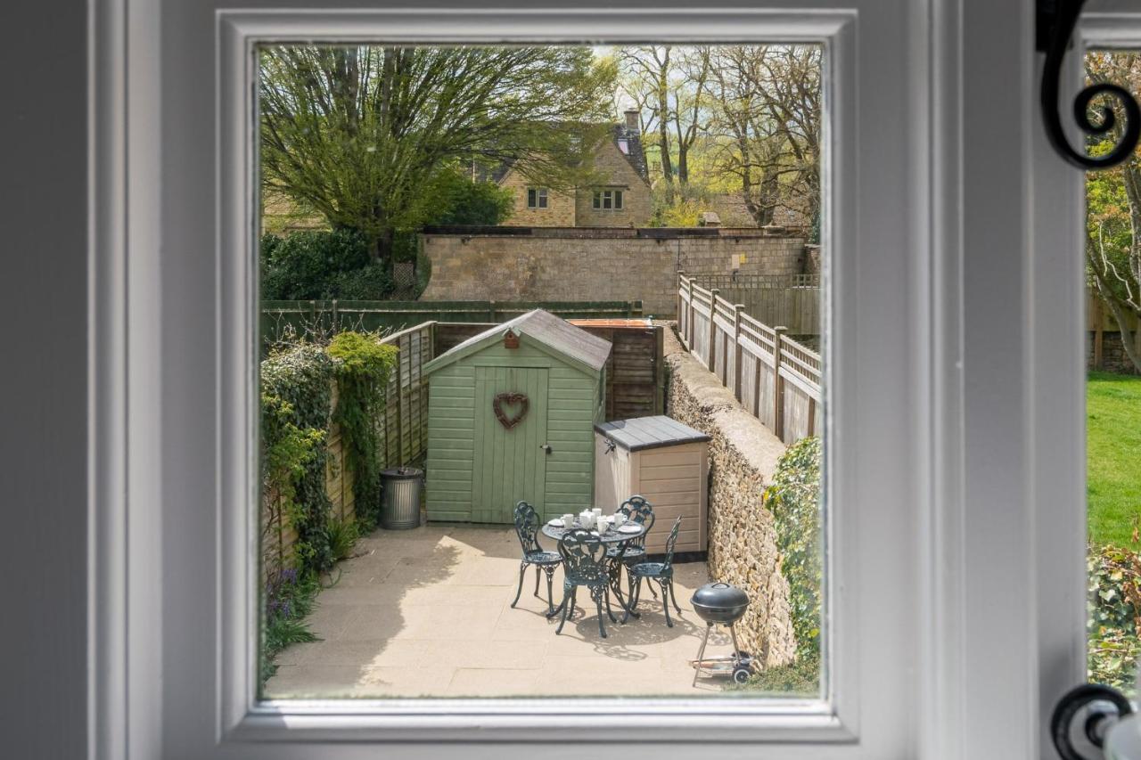 Forsythia Cottage Bourton-on-the-Water Bagian luar foto